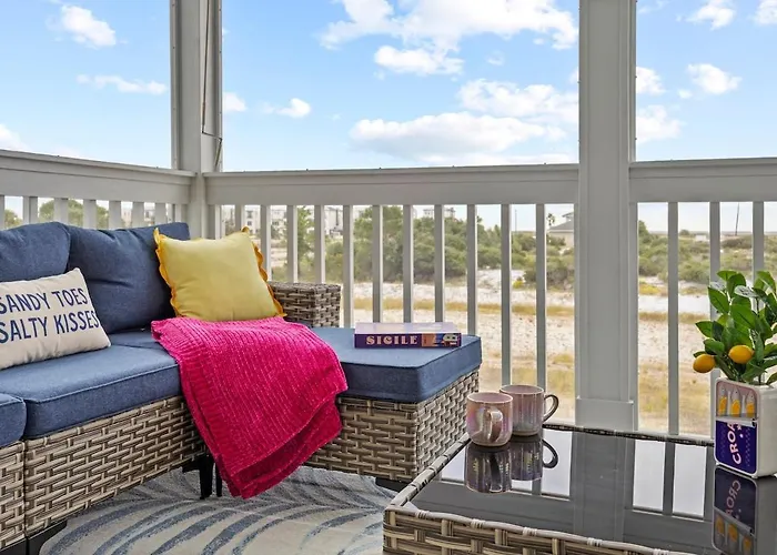 Holiday home Pink Pompano - Ocean View & Supplies *