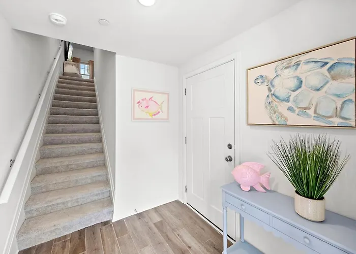 Pink Pompano - Ocean View & Supplies *